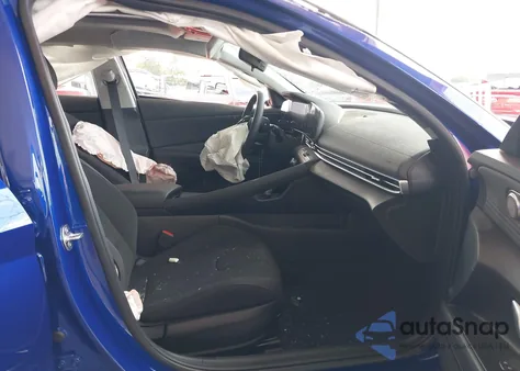 2025 Hyundai Elantra Sel Convenience z USA, uszkodzony, nr VIN KMHLS4DG2SU937610